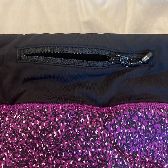 Lululemon purple size 2 regular length skirt - Picture 4 of 5